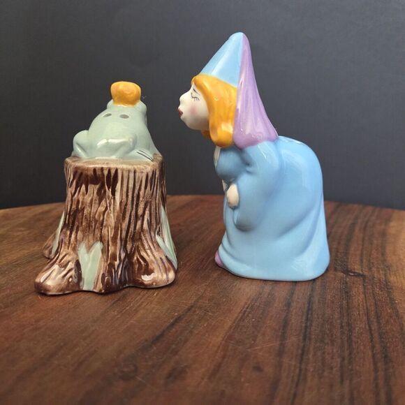 VTG CLAY ART Princess and the Frog Salt & Pepper Shakers 90's - Picture 3 of 13